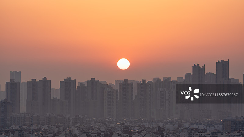 武汉城市住宅小区日出图片素材