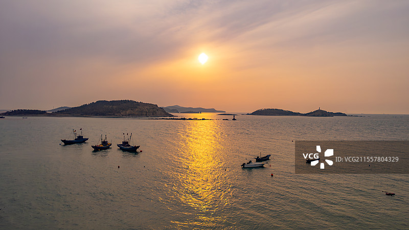 山东烟台长岛 钓鱼岛海湾 渔船码头图片素材