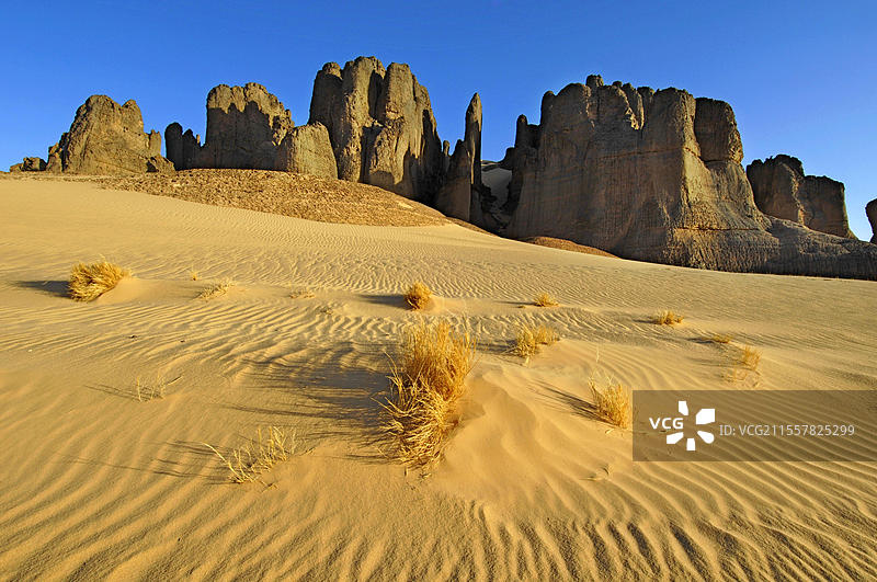 沙漠景观，阿尔及利亚Tin Akascheker，岩石 formations，阿尔及利亚，非洲图片素材
