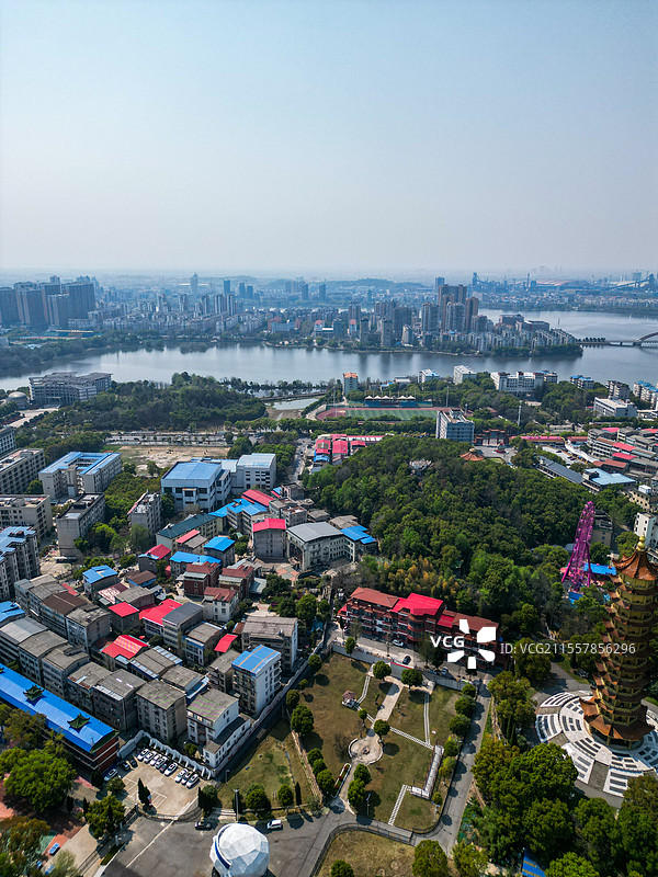 湖北鄂州莲花山风景旅游区航拍视角图片素材