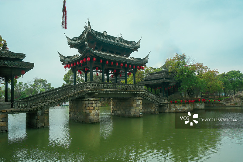 上海韩湘水博园：水上戏台左侧图片素材