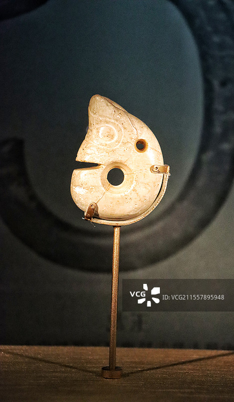 中国国家博物馆藏品-中国国家博物馆藏品-新石器时代红山文化中的玦形龙图片素材