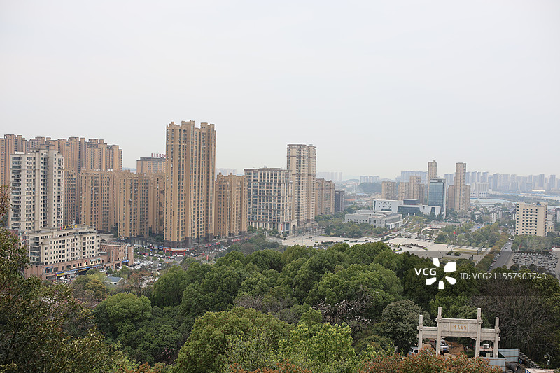 江西九江南山公园山顶城市传统文化高层建筑远景全景特写图片素材
