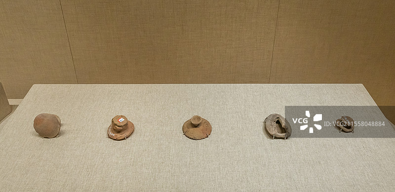 西宁市博物馆陶拍铜石并用时代公元前2200-前1800年西宁城北区沈那遗址出土图片素材