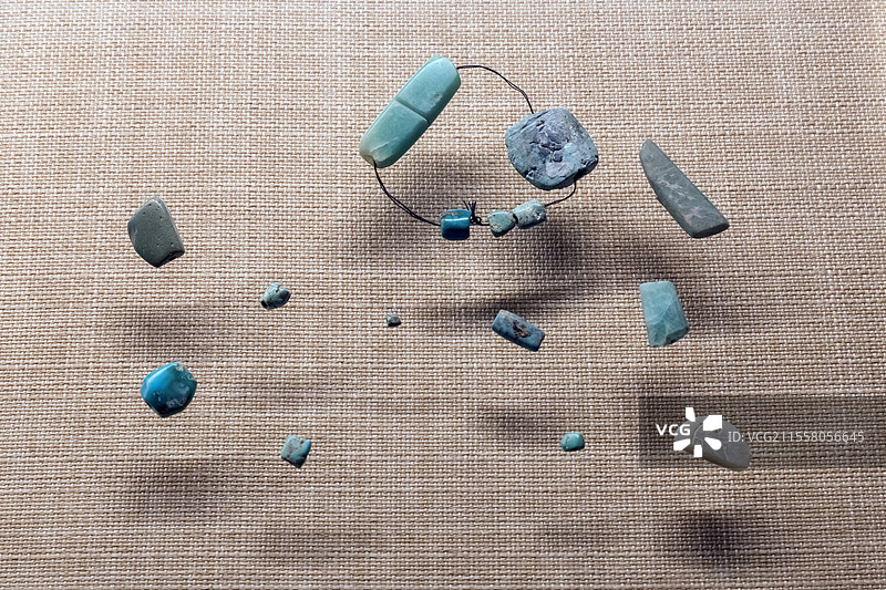 西宁市博物馆绿松石与萤石铜石并用时代公元前2200-前1800年西宁城北区沈那遗址出土图片素材