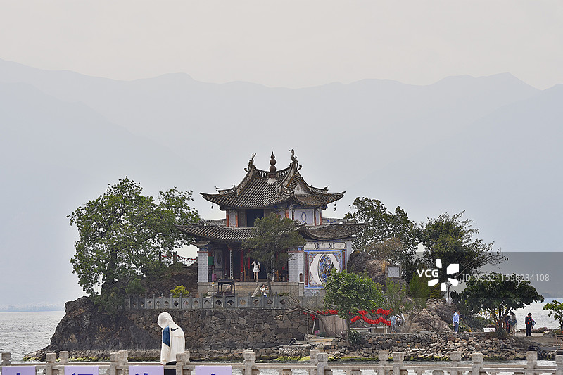 云南大理洱海小普陀岛图片素材