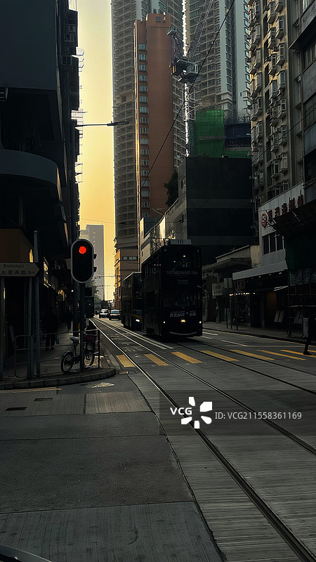 香港上环的路边 暮色朦胧图片素材