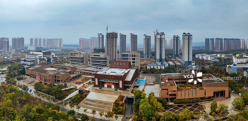 来宾市 兴宾区 盘古大道 平西村 城市图片素材