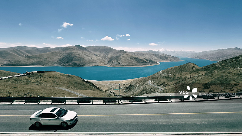 西藏羊卓雍措湖图片素材