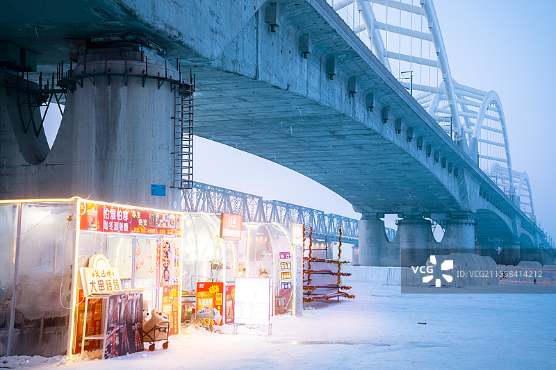 松花江大桥烟火气图片素材