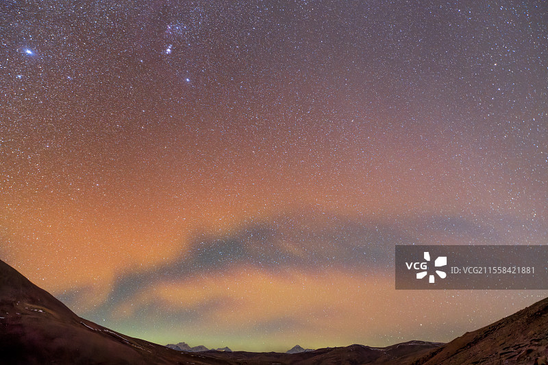 第七高峰道拉吉里气辉大爆发图片素材