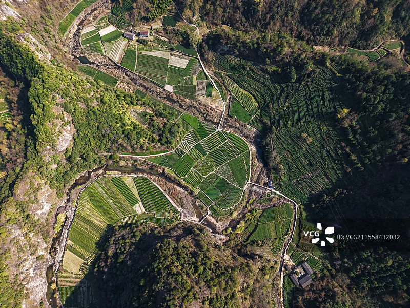 航拍浙江省绍兴市新昌县安山古道图片素材