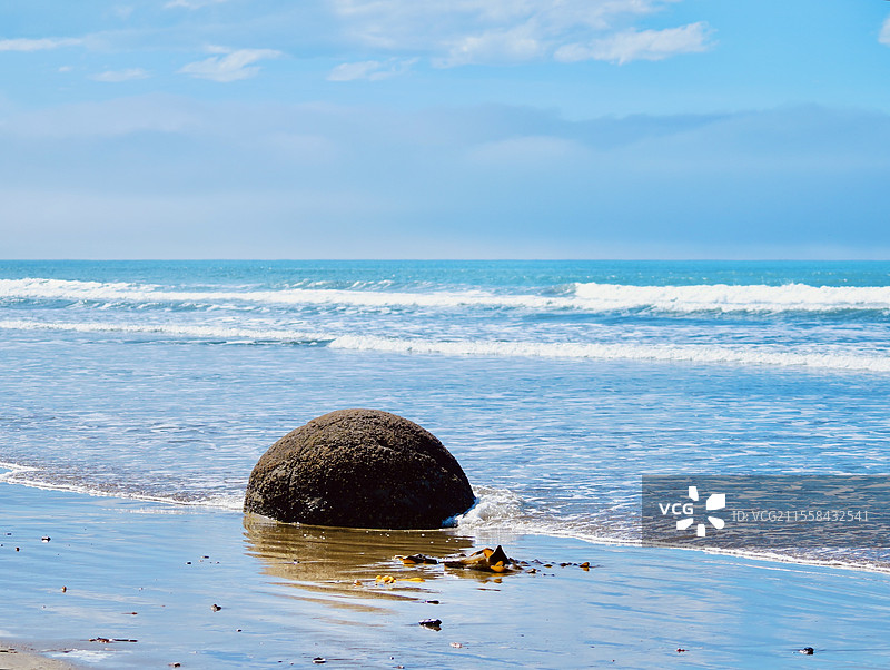 新西兰南岛摩拉基大圆石图片素材