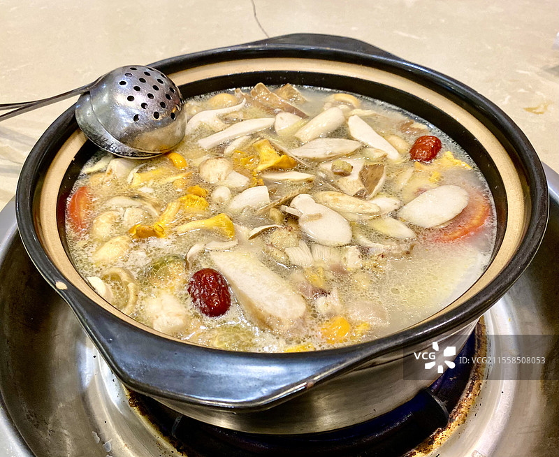 云南鲜菌汤图片素材