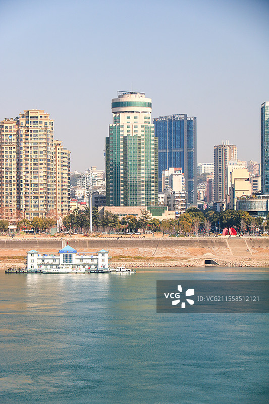 春天湖北宜昌磨基山森林公园风景图片素材