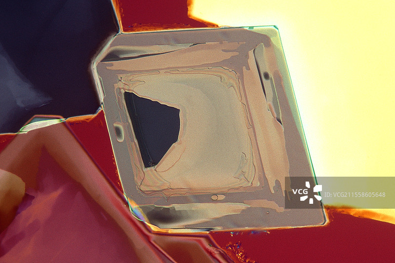 高锰酸钾晶体图片素材