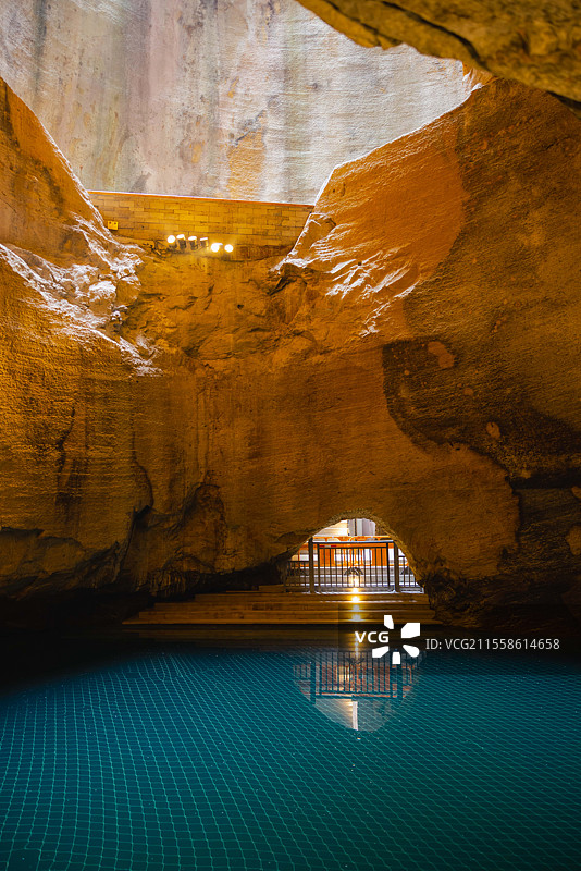 浙江台州黄岩石窟，新晋网红打卡点，武则天亲自改名永宁县为黄岩图片素材
