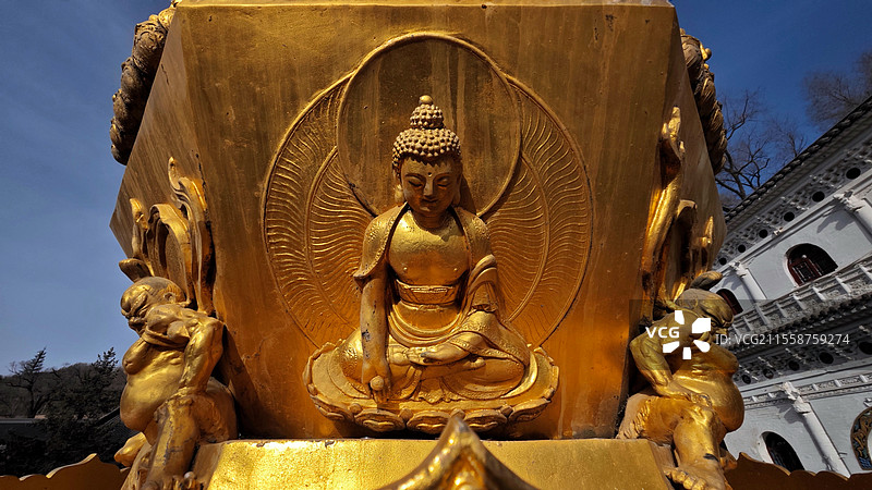 五台山显通寺始建于东汉时期是中国最早的佛寺之一与洛阳白马寺同为“释源宗祖”是五台山五大禅处之一全山寺图片素材