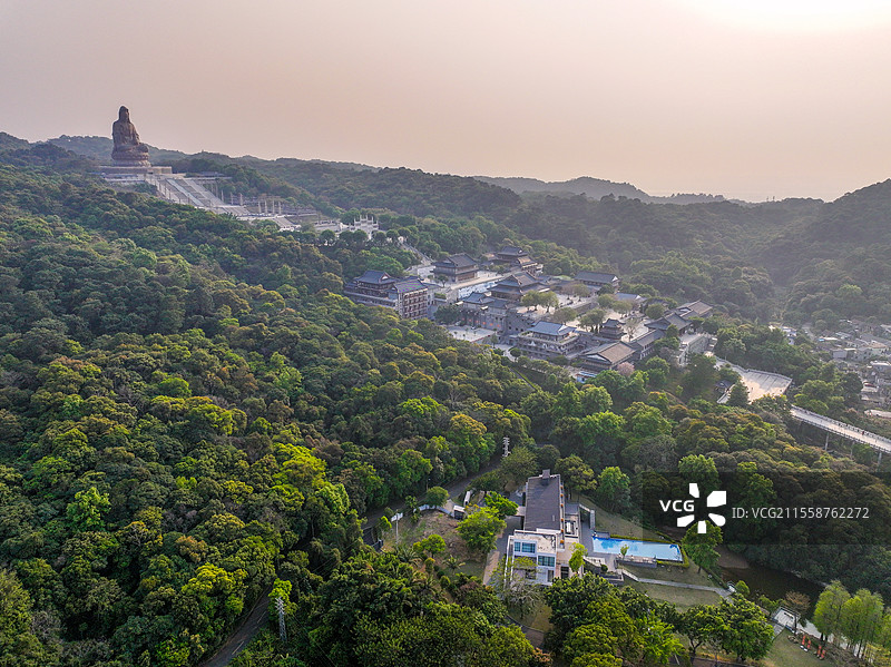 广东省佛山市南海区西樵山风景区宝峰寺图片素材
