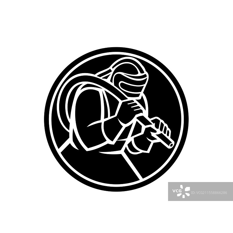 黑白色的吉祥物插图，侧面展示沙喷砂玻璃珠喷砂或磨料喷砂，置于圆形背景中，采用复古风格。沙喷砂玻璃珠喷砂 磨料喷砂 圆形吉祥物 黑白色图片素材