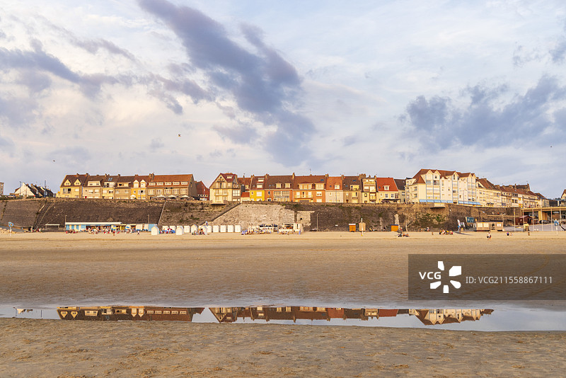 法国加来海峡省的欧泊海岸，勒波特尔海滩图片素材