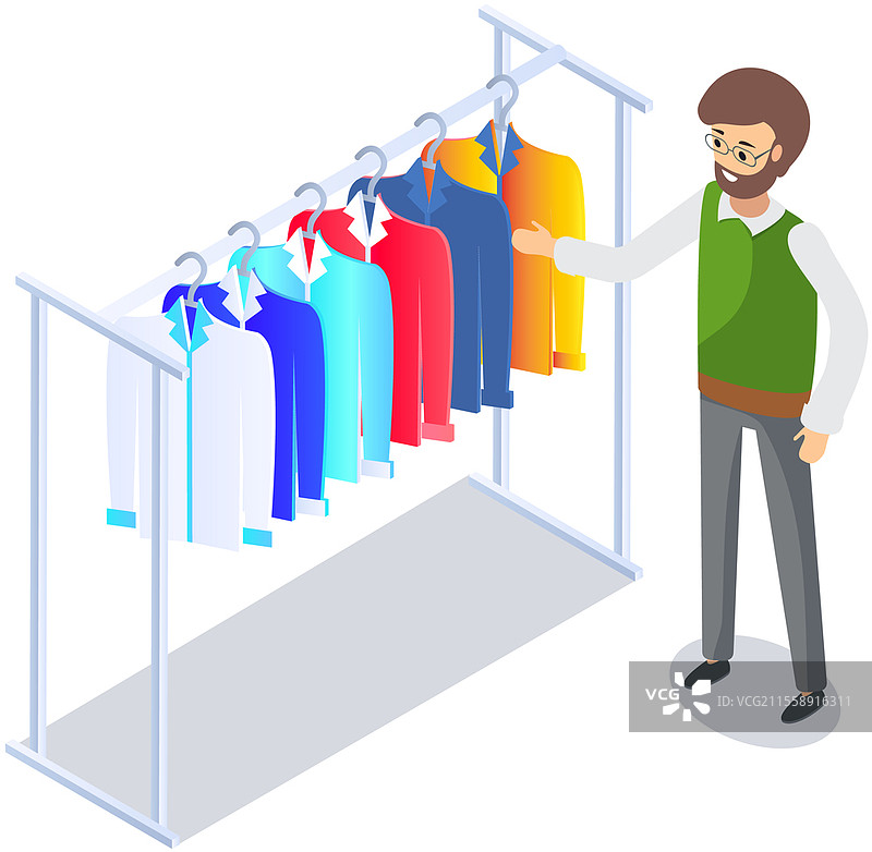 在商店挑选衣服，购物概念。男性顾客在试衣间选择服装。顾客手里挂着衣架上的连衣裙，在商场中。男性购物者站在商店或精品店的试衣间里。图片素材