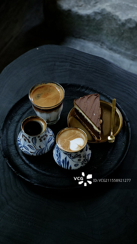 咖啡、甜品、拿铁静物的调性图片图片素材