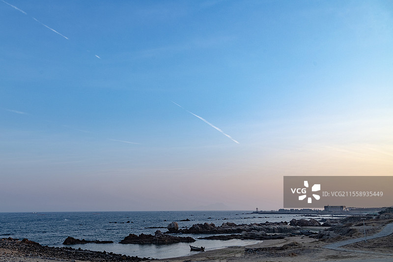 日落时的海景—青岛连三岛风景区图片素材