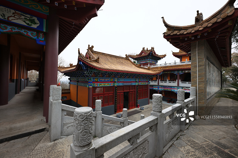 黄冈罗田塔山公园清元禅寺樱花盛开图片素材