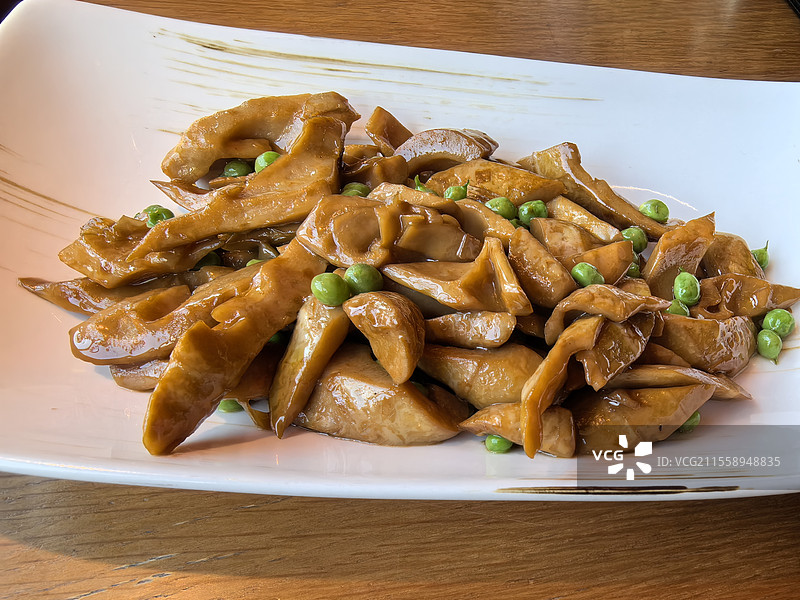 春菜·小豌豆油焖笋图片素材