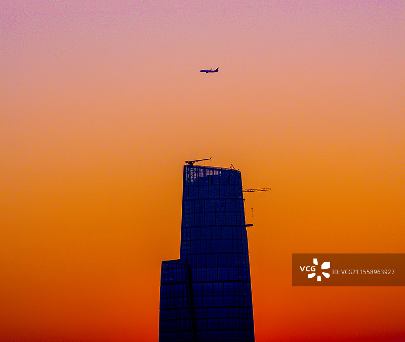重庆南岸区正在建的最高楼图片素材