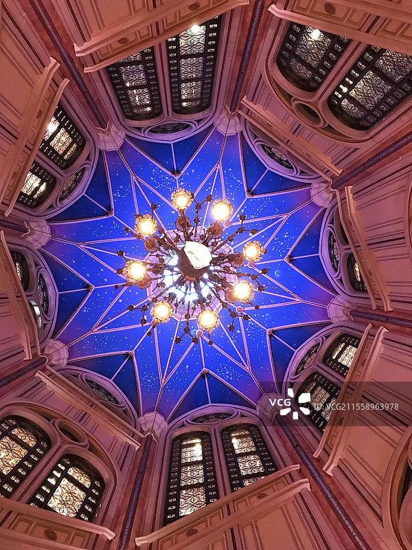 上海迪士尼城堡星空之顶图片素材