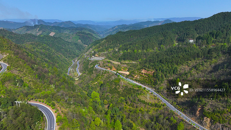 贵州锦屏美丽山川公路风光图片素材