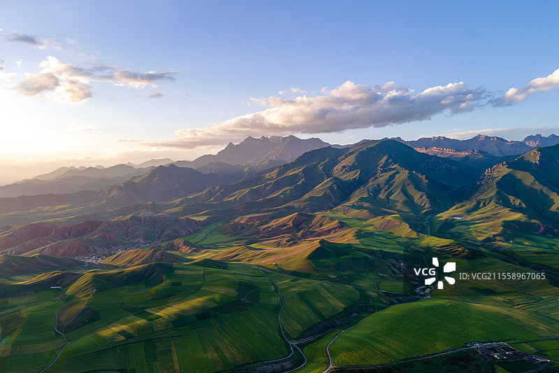 祁连山图片素材