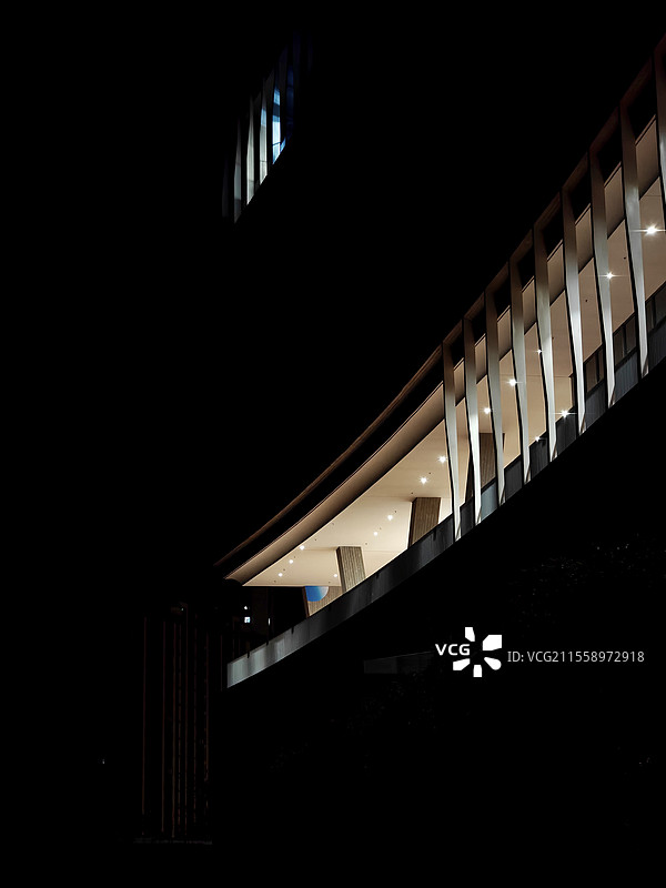 夜晚城市灯火图片素材