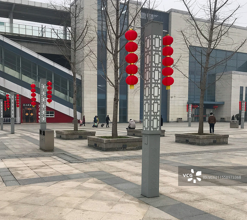 安徽省芜湖市无为高铁站站外广场图片素材