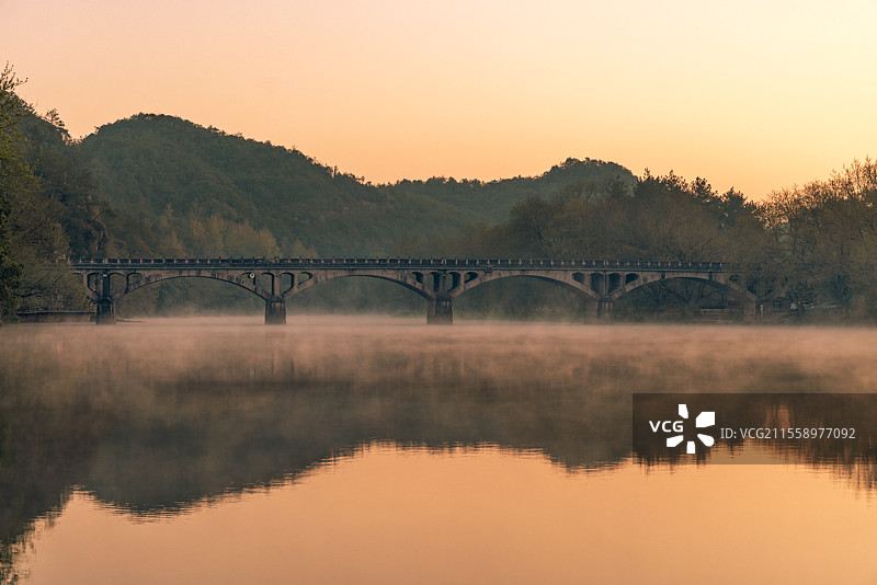 缙云古桥晨曦图片素材