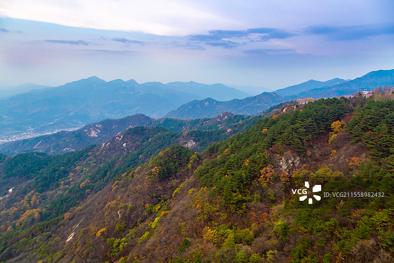 河南鸡公山晚霞与秋色图片素材