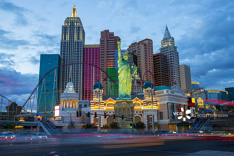 拉斯维加斯纽约纽约酒店夜景图片素材