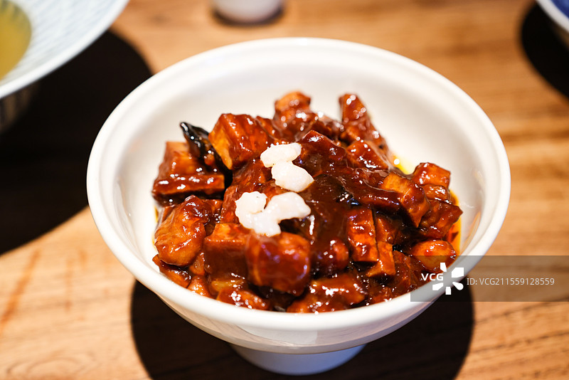 苏州美食方糕大糕油焖笋八宝辣酱狮子头图片素材