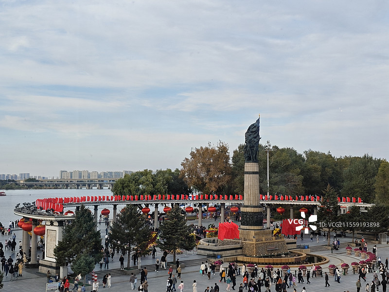 国庆防洪纪念塔 俯拍图片素材