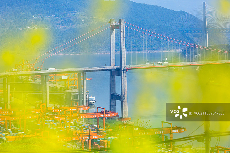 重庆果园港集装箱码头图片素材