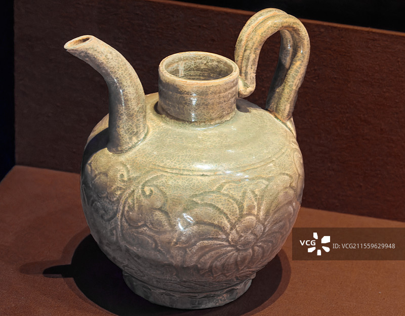 湖南省博物院湘乡棋梓桥窑出土北宋文物执壶图片素材