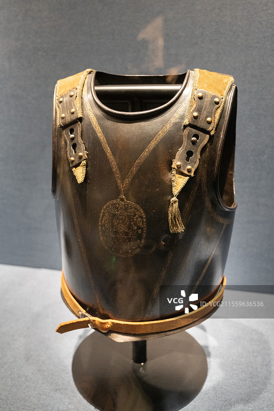 意大利都灵王宫博物馆 欧洲骑士盔甲与文化展 胸甲图片素材
