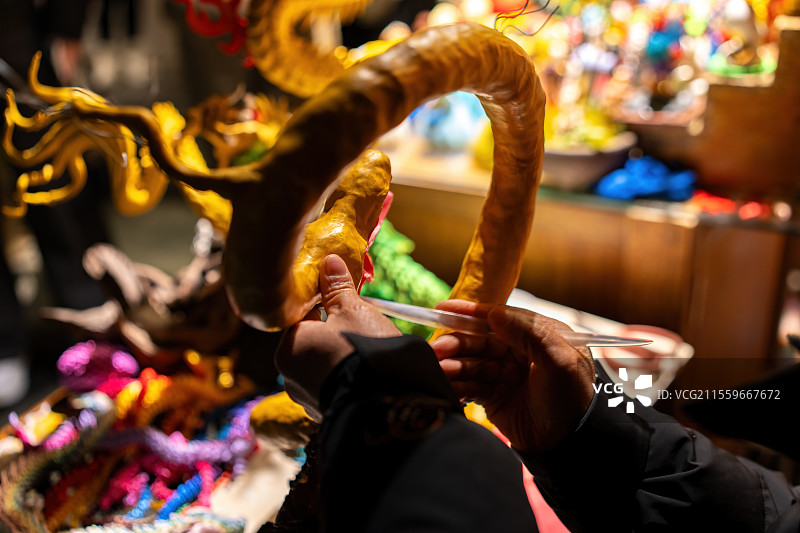 创造细节丰富多彩的装饰雕塑图片素材