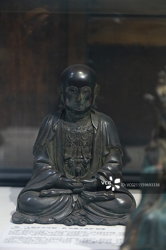 传统佛造像泥塑木雕图片素材