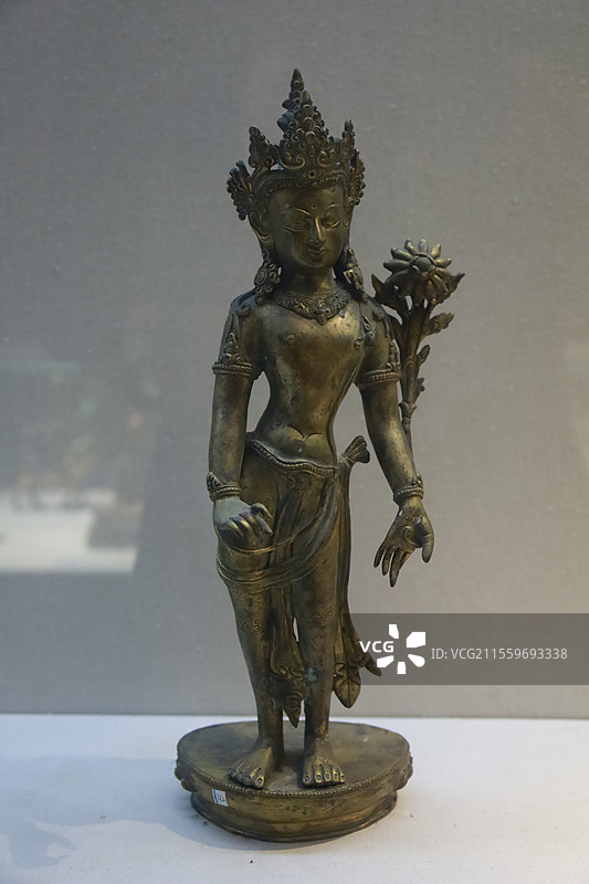 传统佛造像泥塑木雕图片素材