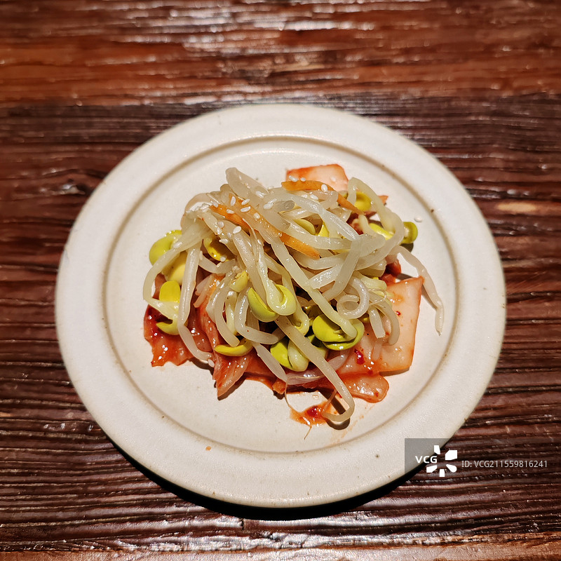 韩餐之豆芽辣白菜图片素材