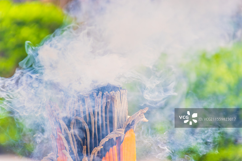 香烟缭绕-兴化东岳庙图片素材