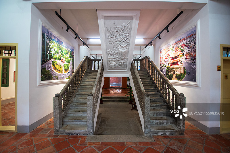 泉州古城花巷89号1937年南洋风格番仔楼和传统闽南古大厝傅家宅院《泉州古城保护提升图片展》图片素材